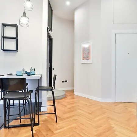 Apartamento Mazz & Panell Station *