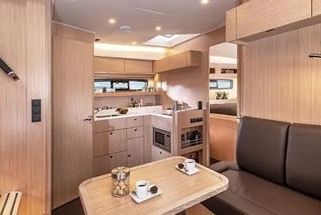 Royal H Umberto I, Centro, By Clapa Group 게스트하우스