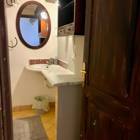 La Casetta Segreta Apartment *