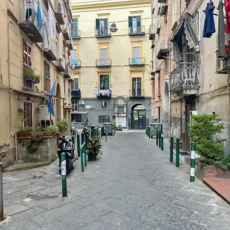 Exclusive Parking Flat X 4 Near Metro 1 Salvator Rosa Appartamento Napoli