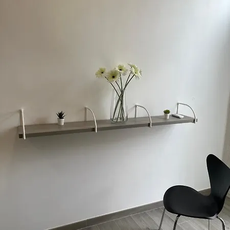 Di Vaio S Adiacente Metro Rione Alto Maison d'hôtes Naples