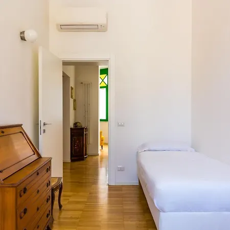 Nova Stylish House In Center By Napoliapartments Appartamento *