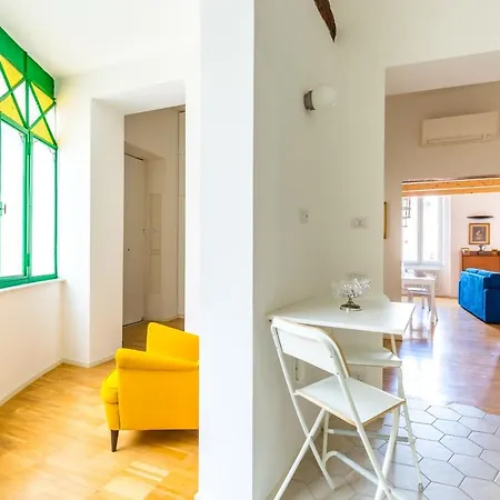 Appartamento Nova Stylish House In Center By Napoliapartments