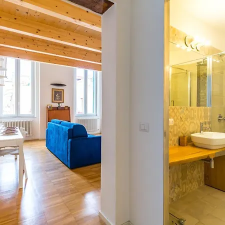 Appartamento Nova Stylish House In Center By Napoliapartments