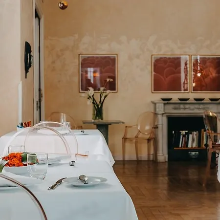 Hotel Costantinopoli 104 Nápoles