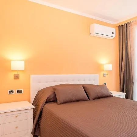 Casalice Naples