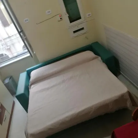 Bed & Breakfast Check-in H24