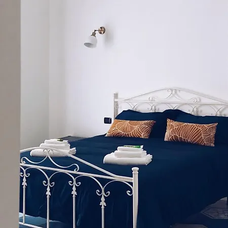 Don Pietro 1927 Bed & Breakfast *