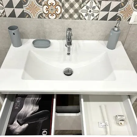 Casa Alvin 2 *