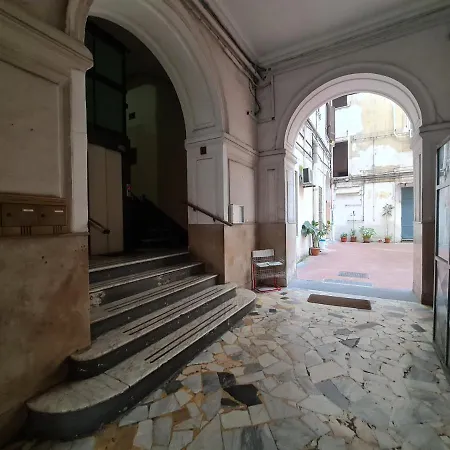 Couette-café Lumacors House Naples