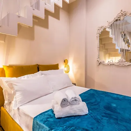Golden Terrace At Historical Center By Napoliapartments Apartment Naples