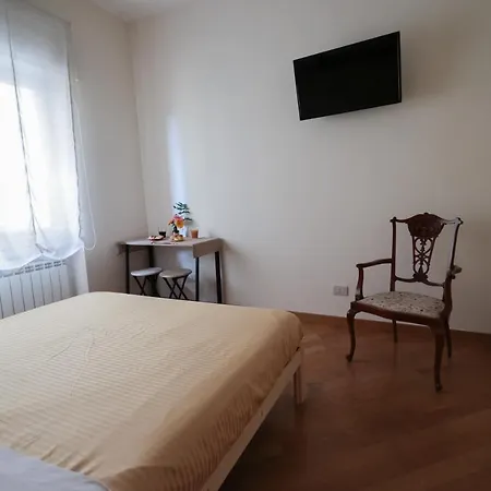 Appartamento Flower Mini Casa 10 Minuti Dal Mare E Dal Centro Citta *