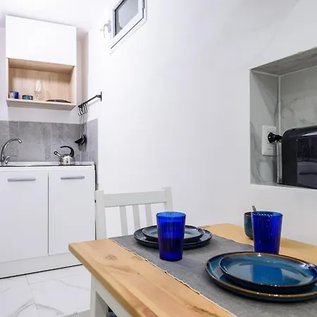 Toledo 26 Apartment *