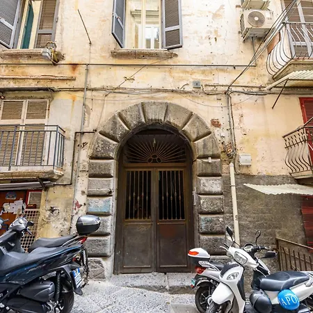Toledo 26 Naples