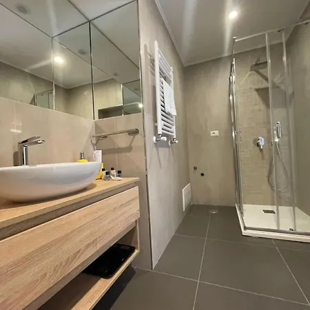 Nabi Riviera *