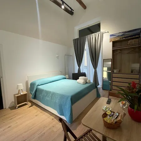 Nabi Riviera *