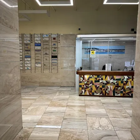 Maison Angioino * נאפולי