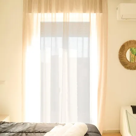 Lumina Guest house *