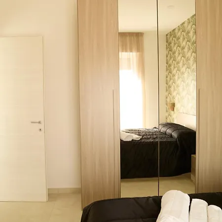 Lumina Naples