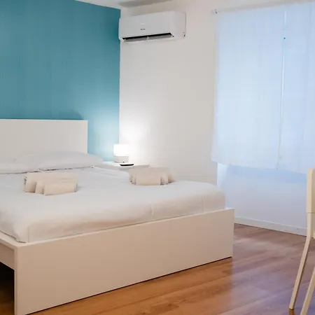 Casetta Vacanze Partenope Apartment