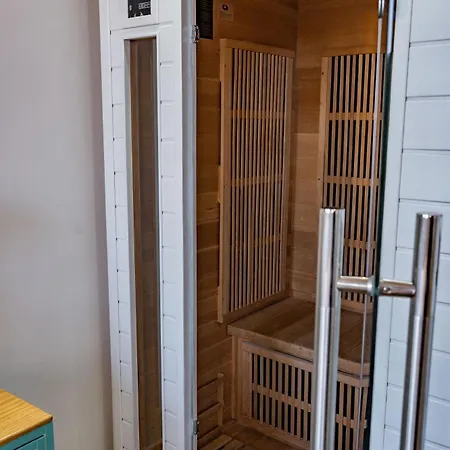 Bed & Breakfast Covo Degli Angioini 4*