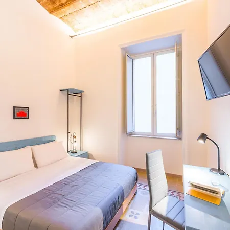 Via Milano Station Apartment Naples