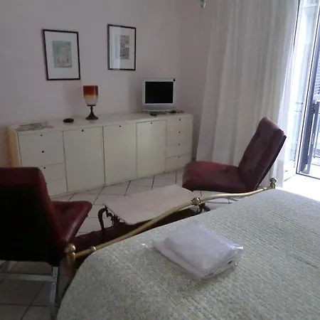 Apartment In The Heart Of *