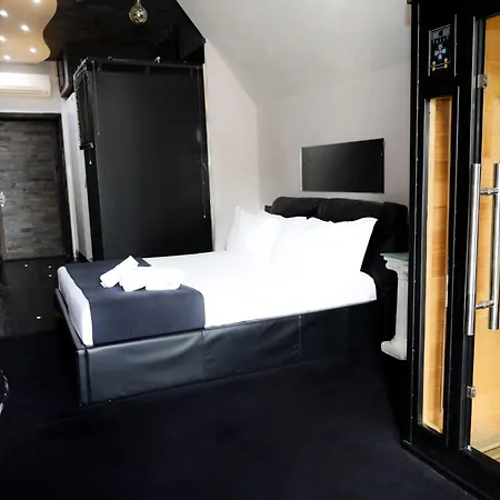 Covo Degli Angioini Bed & Breakfast