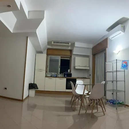 Easyhomeinnaples 3*
