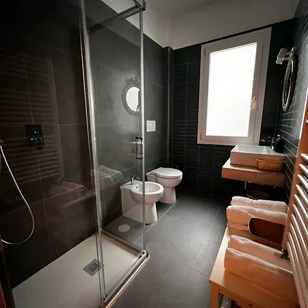 Meraki Family House Apartament Neapol