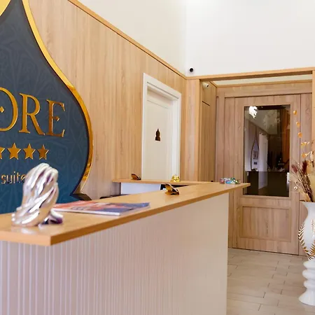 Kore Luxury E בית הארחה *