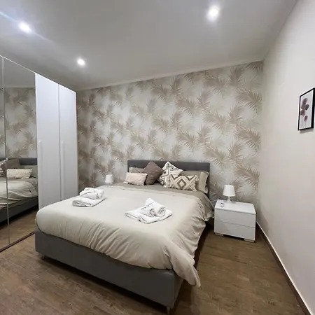 Starflat Apartament Neapol