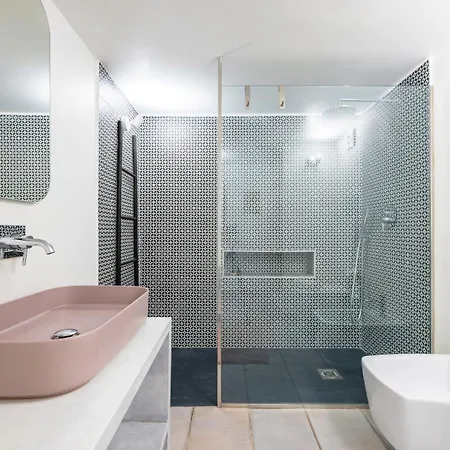 Apartment Hidden Gem On Chiaia Pedastrian Area By Napoliapartments