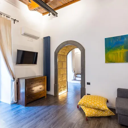 Hidden Gem On Chiaia Pedastrian Area By Napoliapartments Apartment Naples
