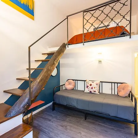 Hidden Gem On Chiaia Pedastrian Area By Napoliapartments Apartment Naples