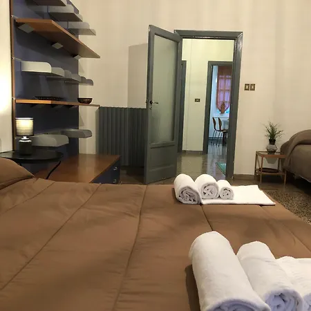 Apartment Tarumbo Intero 120 Mq Naples