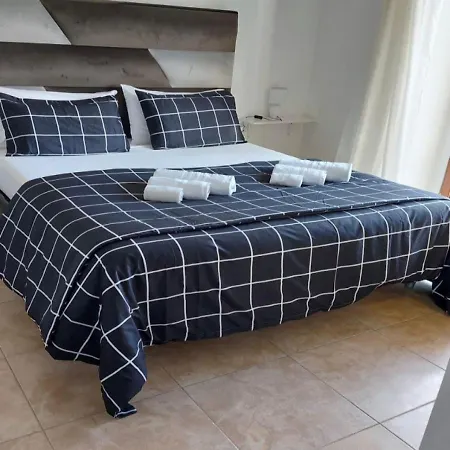 Гостевой дом Miris Fast And Comfortable With Self Check In 8 Minutes Walk Near Airport