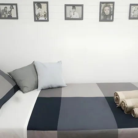 Bed Couette-café *