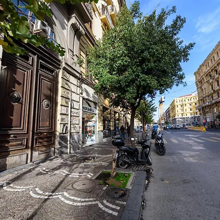 Apartment Duomo Luxury In Center Naples