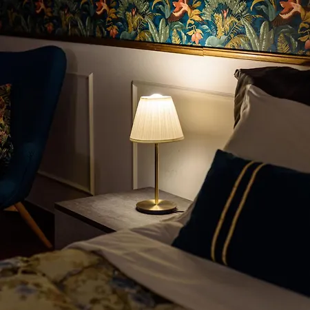 Apartment Duomo Luxury In Center Naples