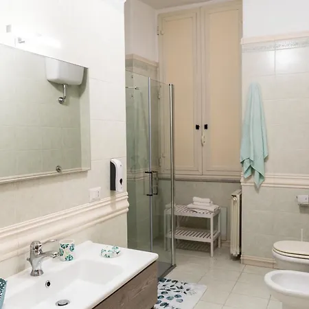 Apartment Decumani - Nel Cuore Di Naples
