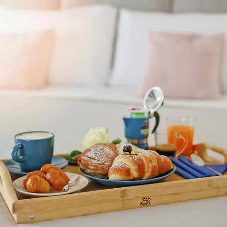 U259 Bed and Breakfast Νάπολη