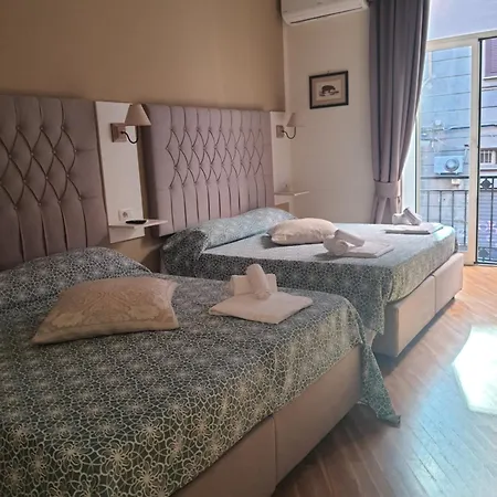 Oda ve Kahvaltı Alcapri Centro *