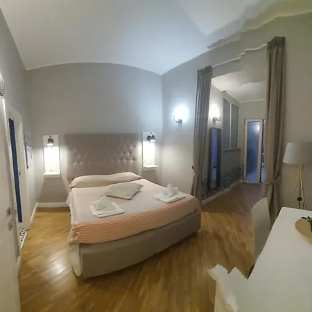 Oda ve Kahvaltı Alcapri Centro