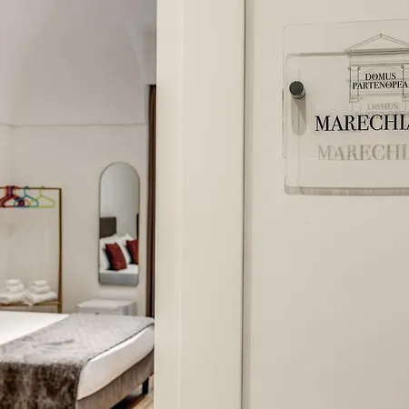 Domus Partenopea Affittacamere