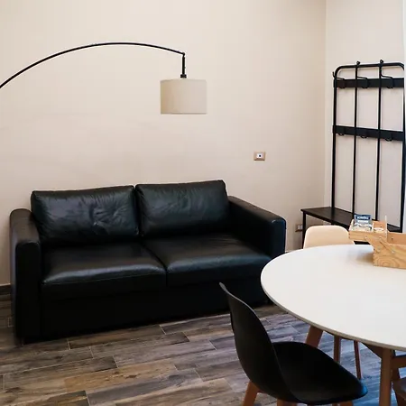 Chiatamone Relais Apartment *
