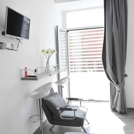 Maison d'hôtes Di Vaio S Adiacente Metro Rione Alto Naples