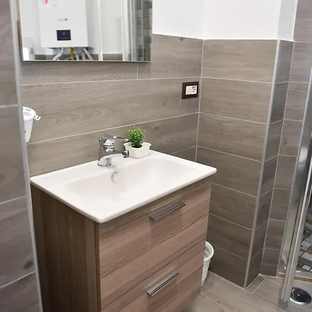 Maison d'hôtes Di Vaio S Adiacente Metro Rione Alto