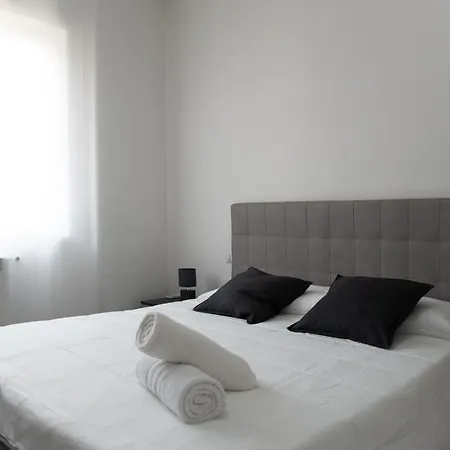 Monteleone ,12 Bed & Breakfast