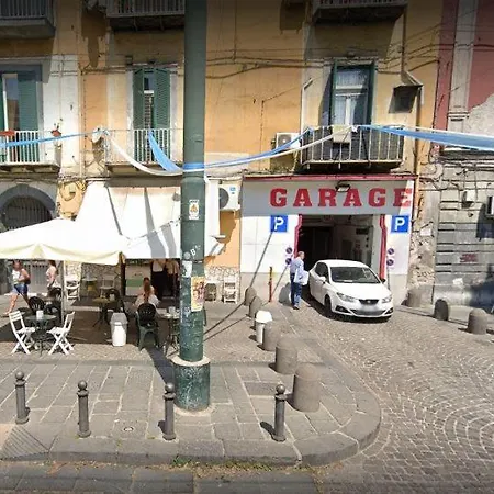 Diletto A Napoli Bed and breakfast 3*